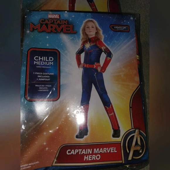Captain‎ Marvel costume new in packaging - Picture 1 of 5